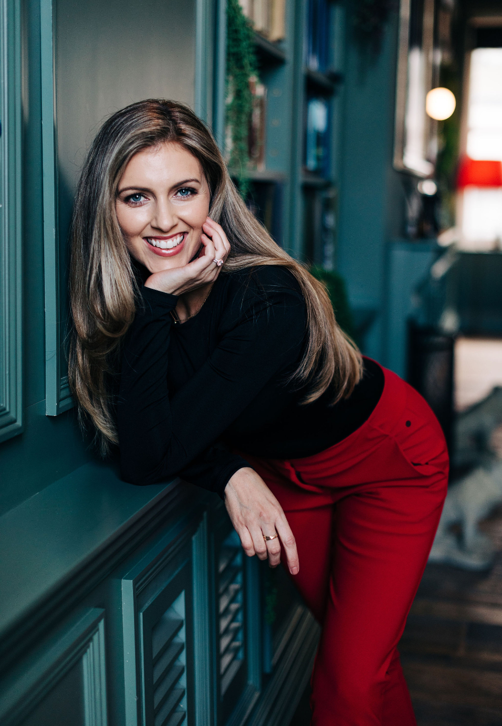 Muddy Stilettos: 7 Confidence-Boosting Career Moves (When You Know You're Meant for More)